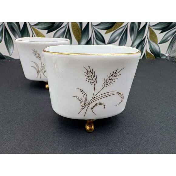 Vintage 50s Lefton Cigarette Holders and 3 Ashtrays Ladies Smoking Set - Picture 2 of 7